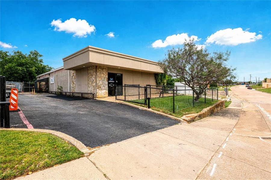 Property photo for 5316 Woodway Drive, Fort Worth, TX