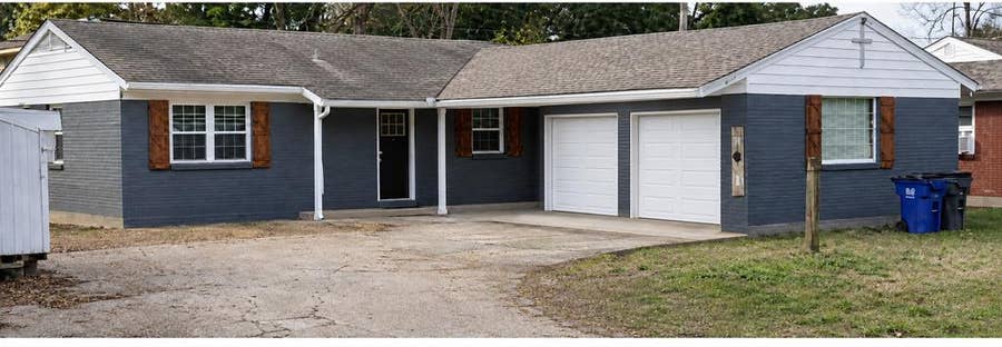 Property photo for 138 Laurel Lane, Lancaster, TX