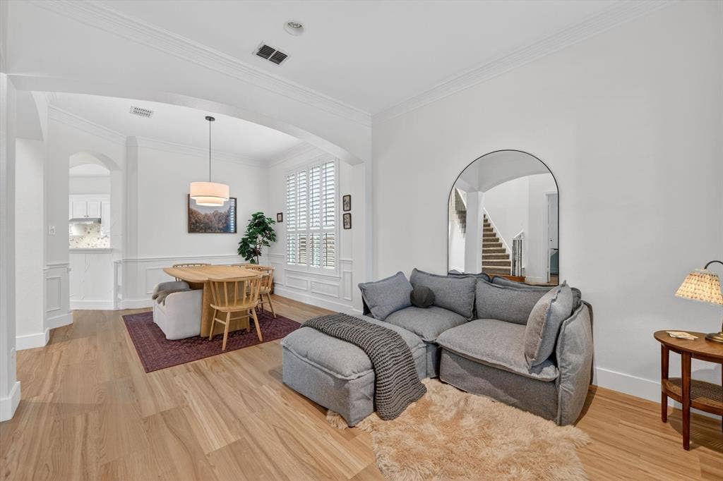 915 Saratoga Drive, Allen, TX 75013 915 Saratoga Drive, Allen, TX 75013