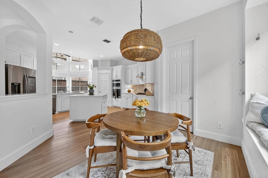 915 Saratoga Drive, Allen, TX 75013 915 Saratoga Drive, Allen, TX 75013