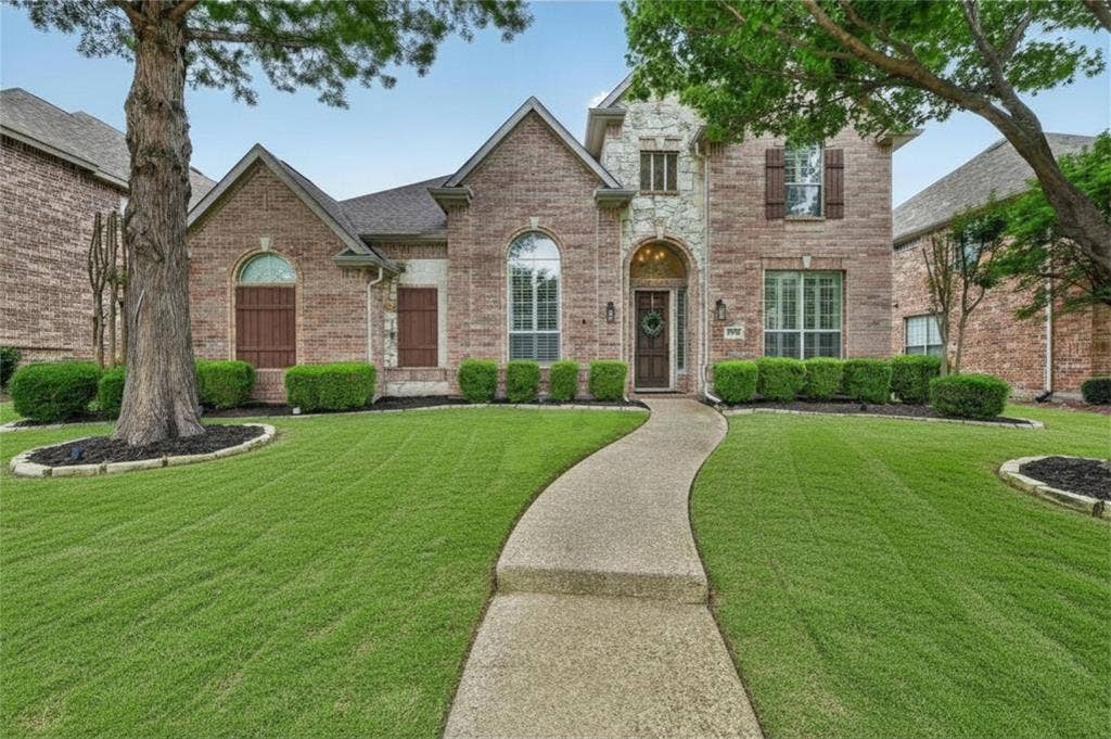 915 Saratoga Drive, Allen, TX 75013 915 Saratoga Drive, Allen, TX 75013