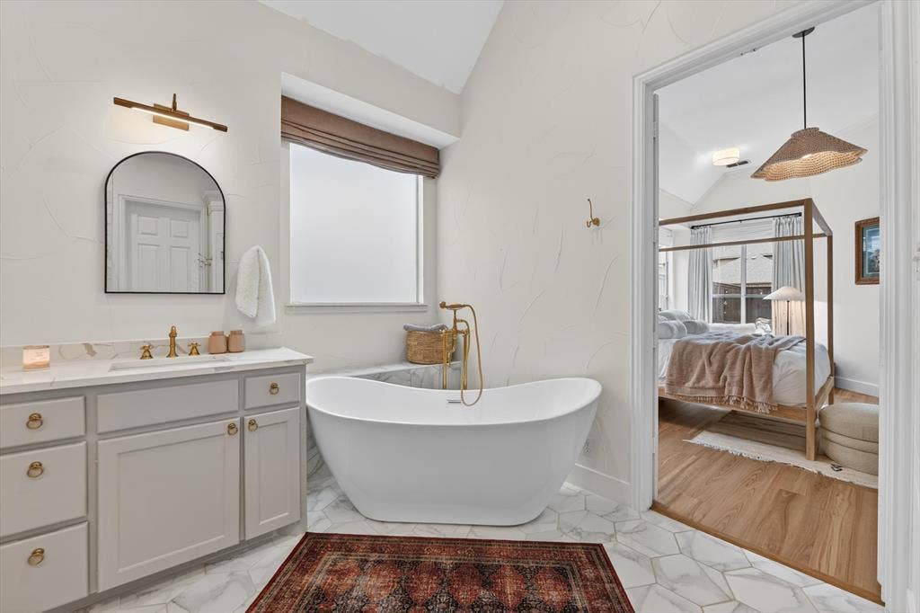 915 Saratoga Drive, Allen, TX 75013 915 Saratoga Drive, Allen, TX 75013