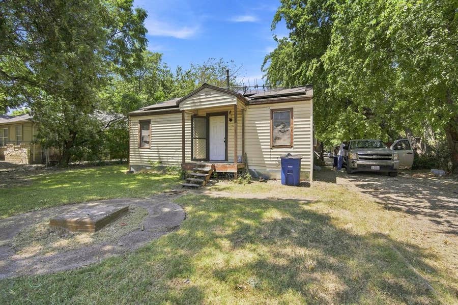 Property photo for 9007 Metz Avenue, Dallas, TX