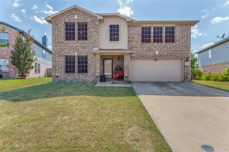 Property photo for 13821 Sonterra Ranch Road, Fort Worth, TX
