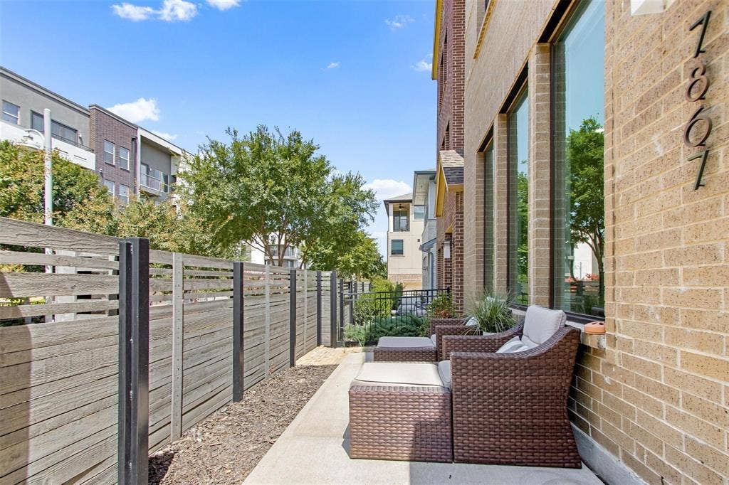 7867 Verona Place, Dallas, TX 75231 7867 Verona Place, Dallas, TX 75231