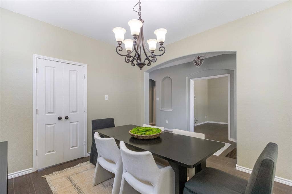 5708 Sleepy Creek Lane, Fort Worth, TX 76179 5708 Sleepy Creek Lane, Fort Worth, TX 76179