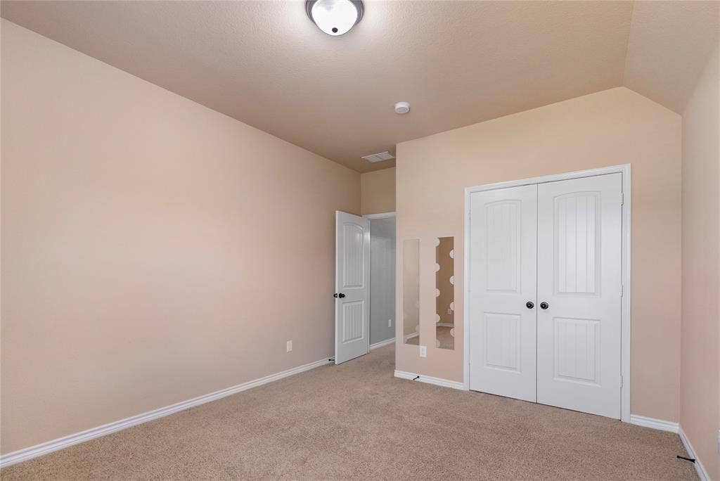 5708 Sleepy Creek Lane, Fort Worth, TX 76179 5708 Sleepy Creek Lane, Fort Worth, TX 76179