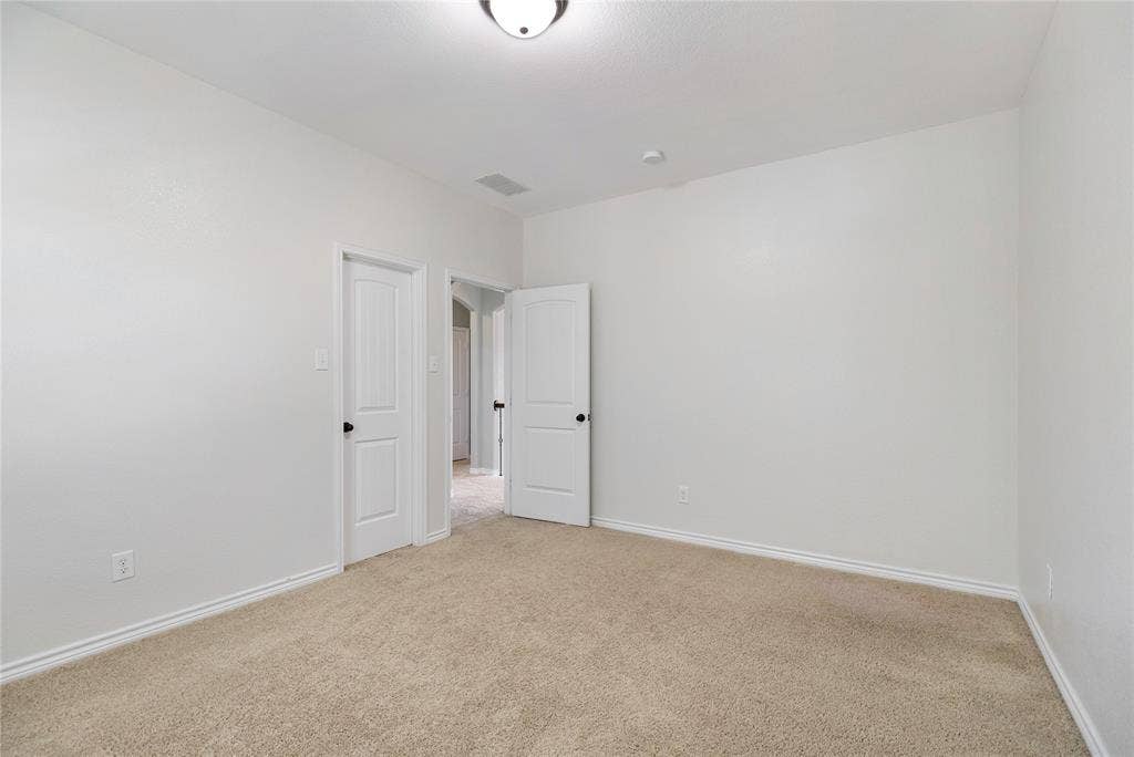 5708 Sleepy Creek Lane, Fort Worth, TX 76179 5708 Sleepy Creek Lane, Fort Worth, TX 76179