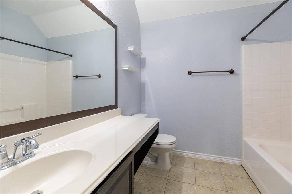 5708 Sleepy Creek Lane, Fort Worth, TX 76179 5708 Sleepy Creek Lane, Fort Worth, TX 76179