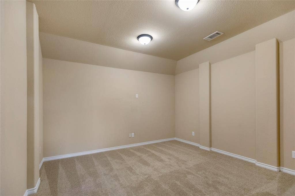 5708 Sleepy Creek Lane, Fort Worth, TX 76179 5708 Sleepy Creek Lane, Fort Worth, TX 76179