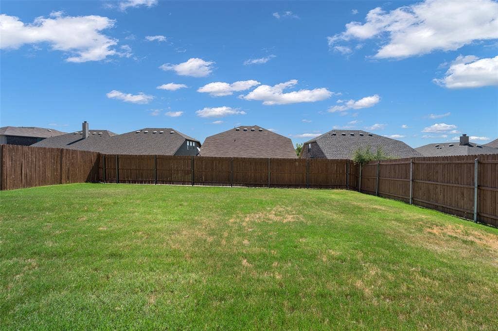 3113 Peninsula Trail, Denton, TX 76208