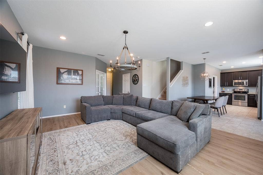 3113 Peninsula Trail, Denton, TX 76208