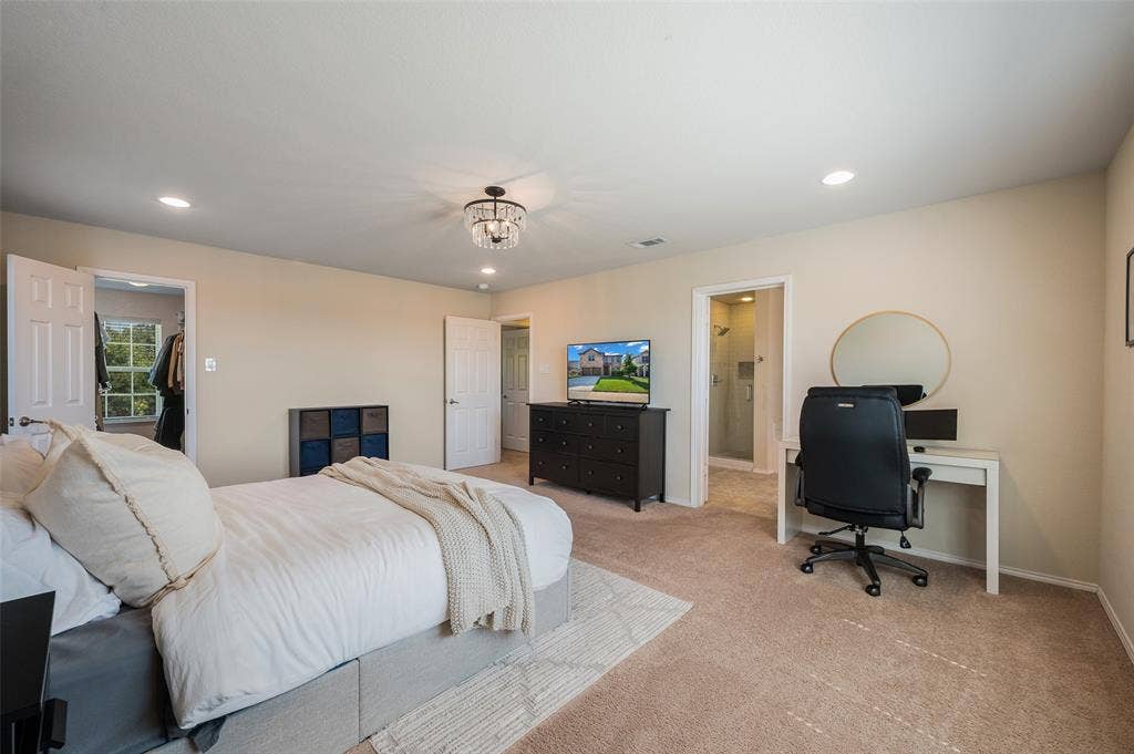 3113 Peninsula Trail, Denton, TX 76208