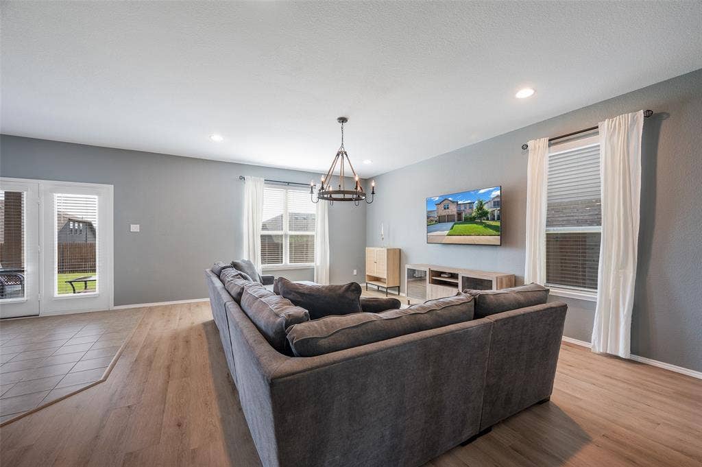 3113 Peninsula Trail, Denton, TX 76208