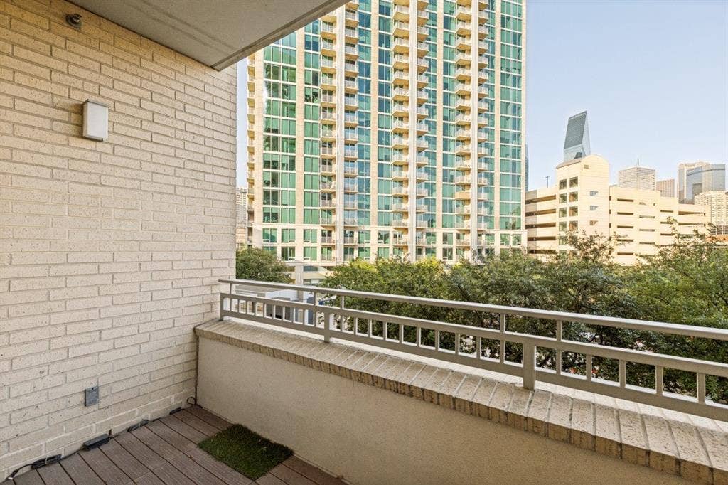 2323 N Houston Street, #310, Dallas, TX 75219 2323 N Houston Street, #310, Dallas, TX 75219