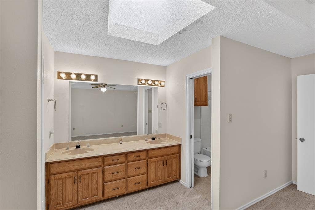 5103 El Rancho Court, Arlington, TX 76017 5103 El Rancho Court, Arlington, TX 76017