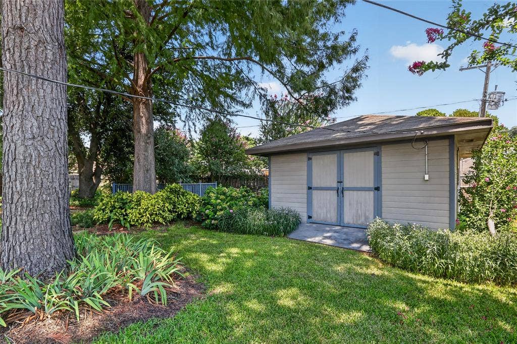 5103 El Rancho Court, Arlington, TX 76017 5103 El Rancho Court, Arlington, TX 76017