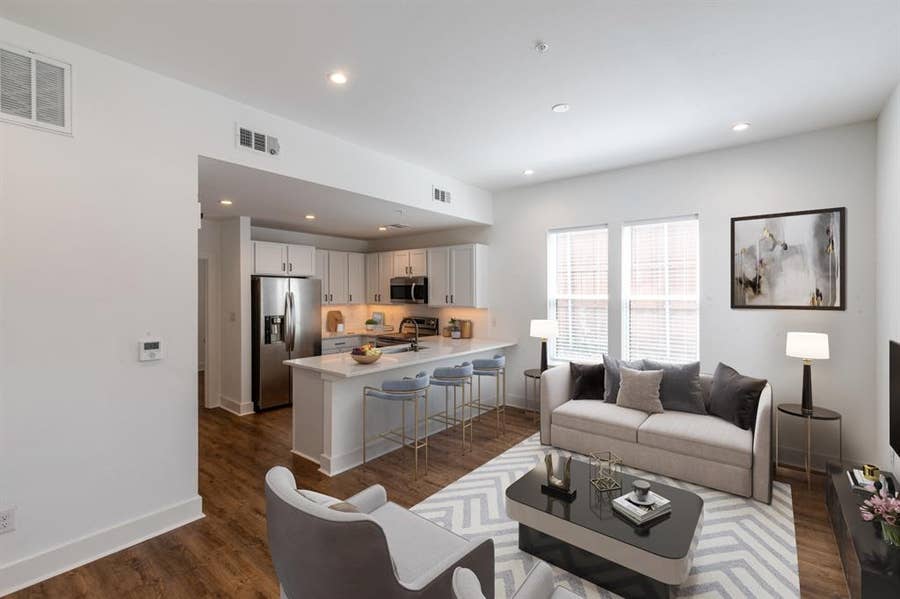 Property photo for 617 N Tyler Street, Dallas, TX