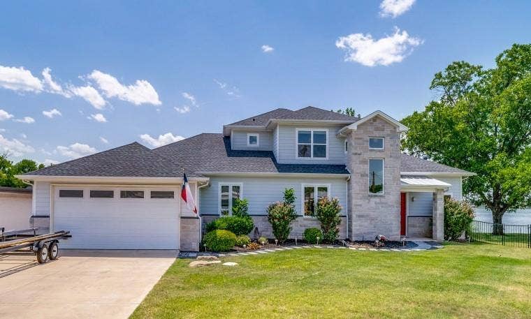 Property photo for 3416 Zanzibar Court, Granbury, TX