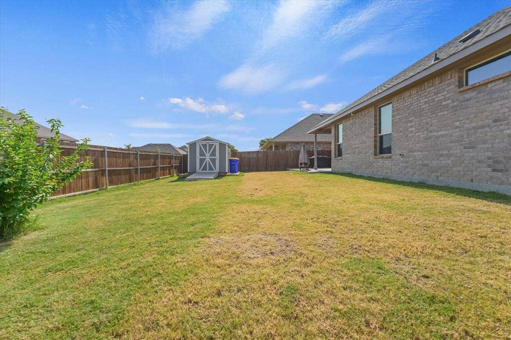 5291 Crystal Lake Avenue, Krum, TX 76249 5291 Crystal Lake Avenue, Krum, TX 76249