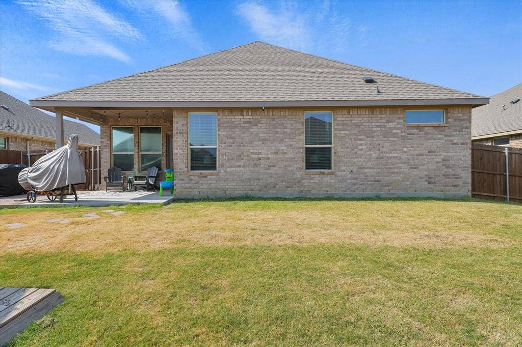 5291 Crystal Lake Avenue, Krum, TX 76249 5291 Crystal Lake Avenue, Krum, TX 76249