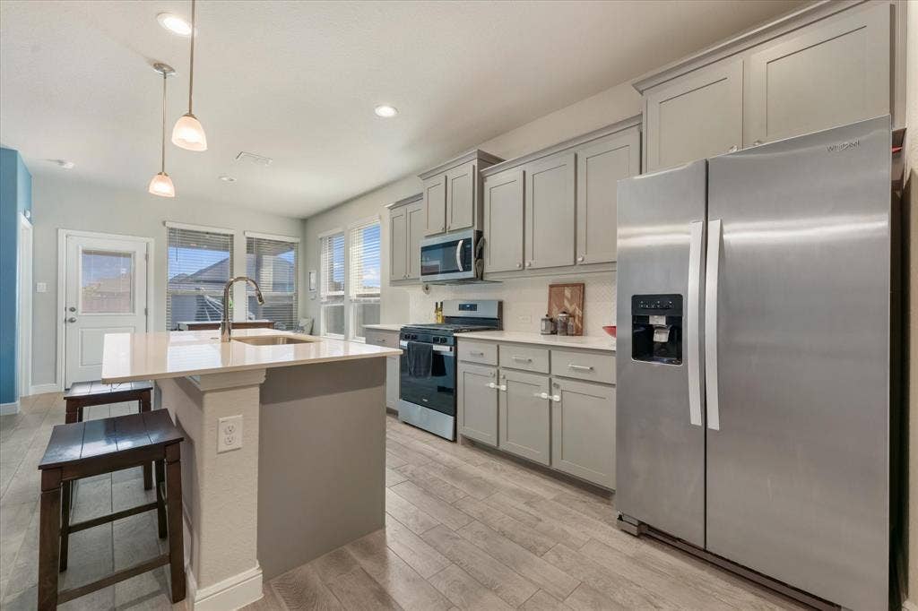 5291 Crystal Lake Avenue, Krum, TX 76249 5291 Crystal Lake Avenue, Krum, TX 76249