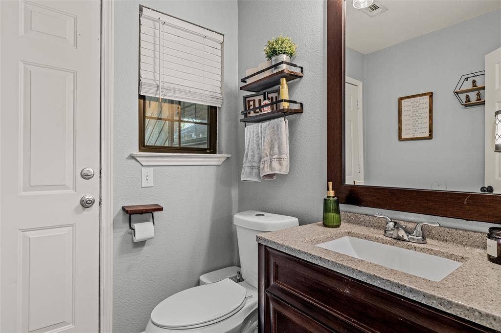 9605 Oak Springs Drive, Woodway, TX 76712 9605 Oak Springs Drive, Woodway, TX 76712