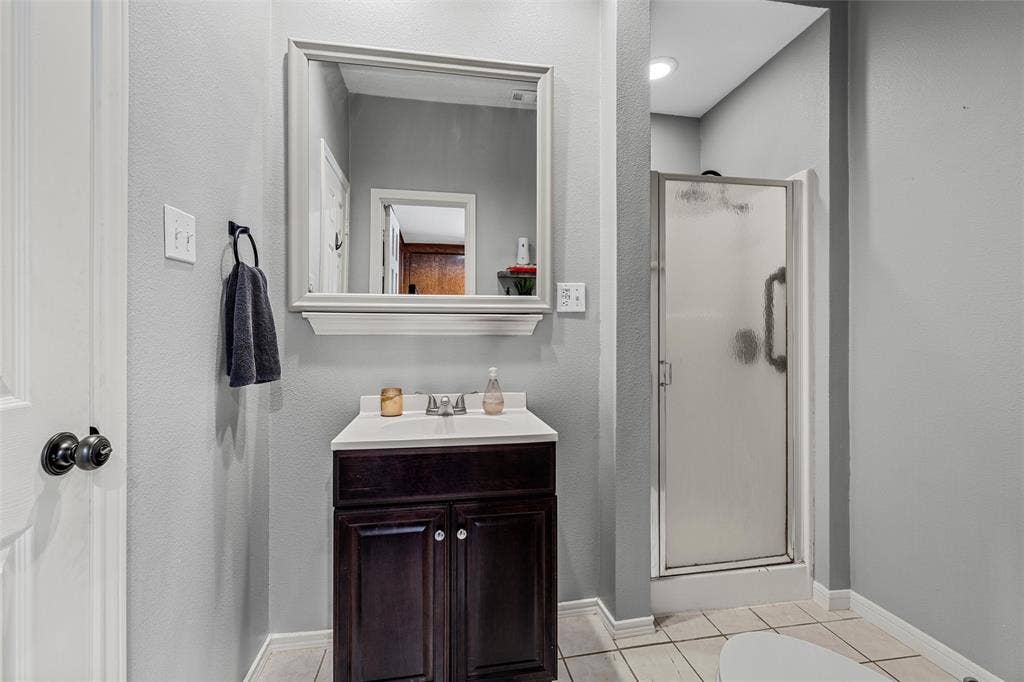9605 Oak Springs Drive, Woodway, TX 76712 9605 Oak Springs Drive, Woodway, TX 76712