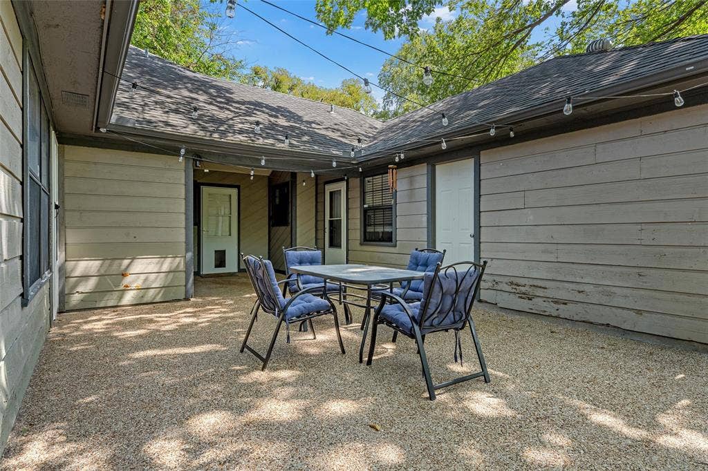 9605 Oak Springs Drive, Woodway, TX 76712 9605 Oak Springs Drive, Woodway, TX 76712