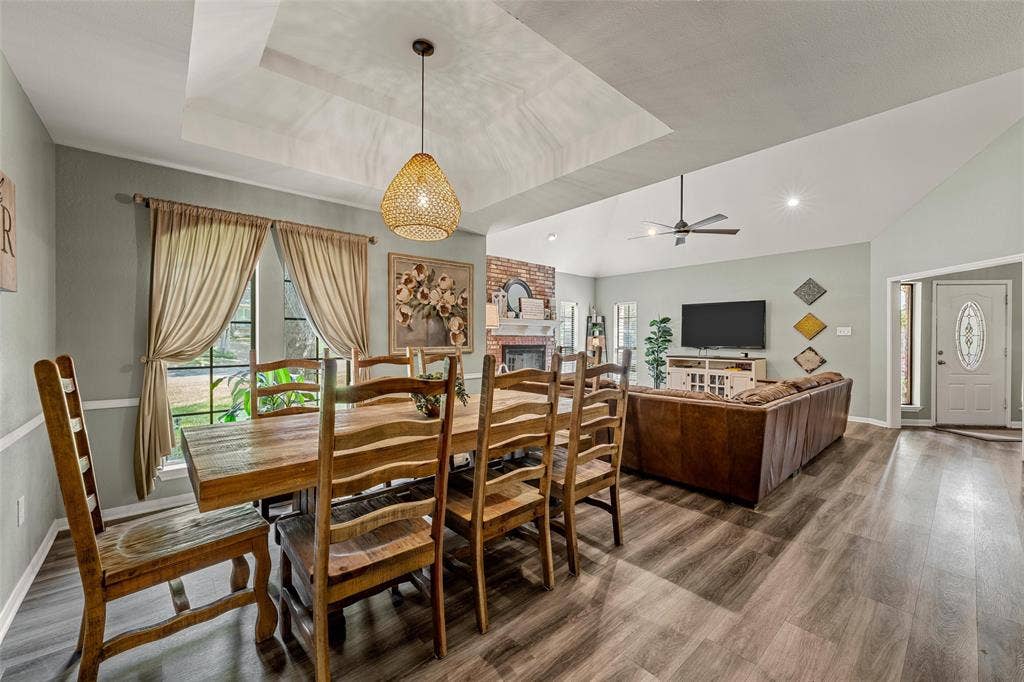 9605 Oak Springs Drive, Woodway, TX 76712 9605 Oak Springs Drive, Woodway, TX 76712