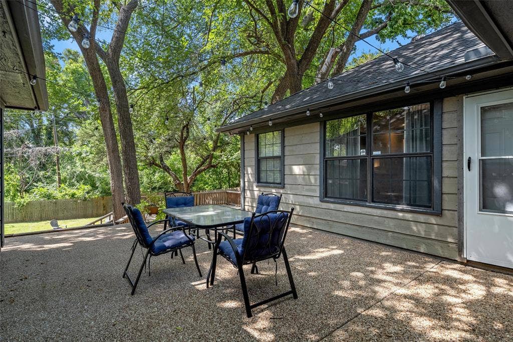 9605 Oak Springs Drive, Woodway, TX 76712 9605 Oak Springs Drive, Woodway, TX 76712