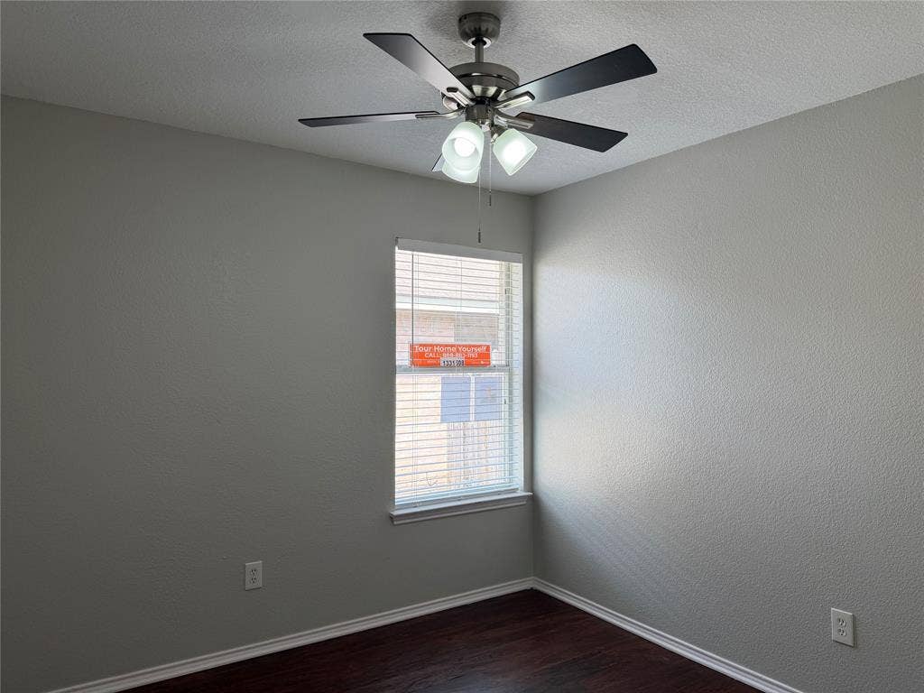 10239 Blackjack Oaks Drive, Dallas, TX 75227