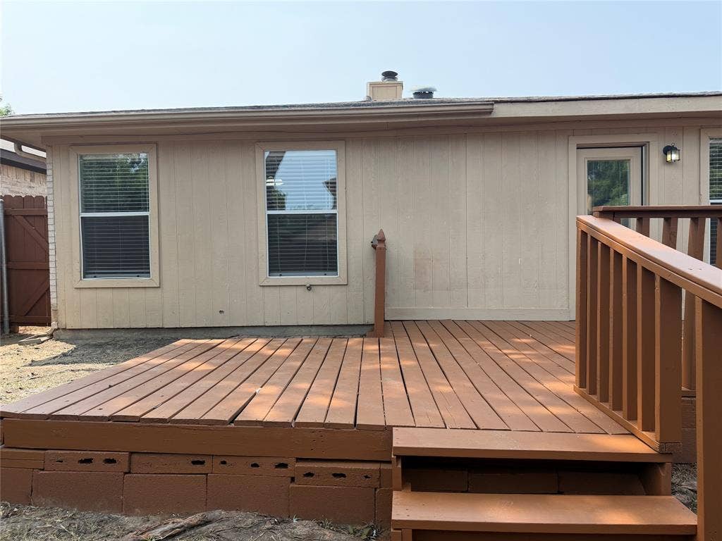 10239 Blackjack Oaks Drive, Dallas, TX 75227