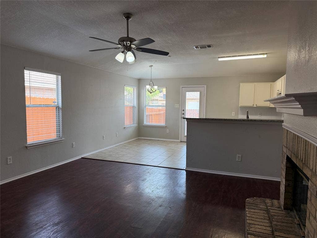 10239 Blackjack Oaks Drive, Dallas, TX 75227