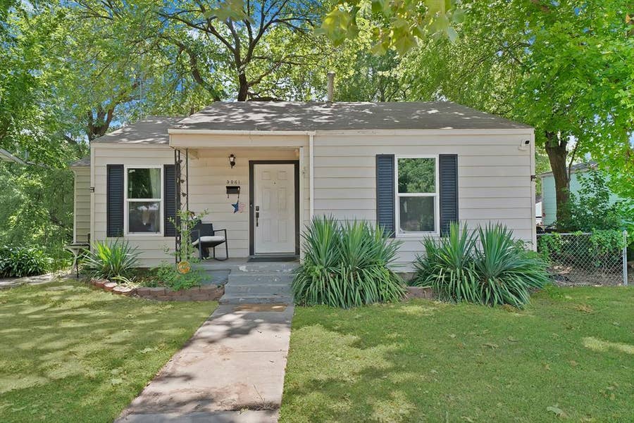Property photo for 5061 Lyndon Drive, Fort Worth, TX