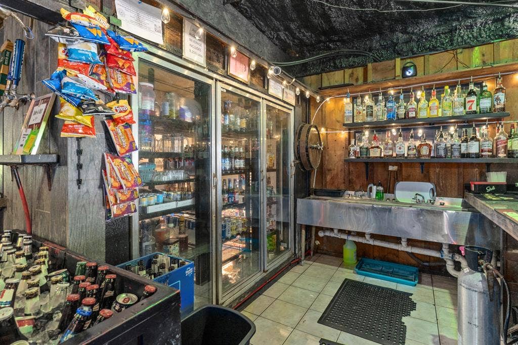 761 S Gun Barrel Lane S, Gun Barrel City, TX 75156 761 S Gun Barrel Lane S, Gun Barrel City, TX 75156