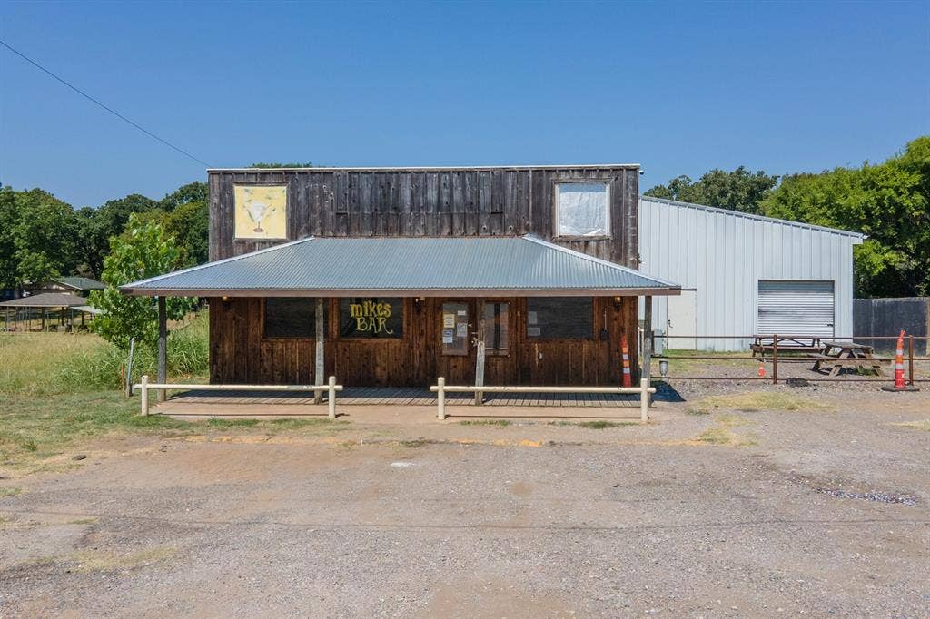 761 S Gun Barrel Lane S, Gun Barrel City, TX 75156 761 S Gun Barrel Lane S, Gun Barrel City, TX 75156