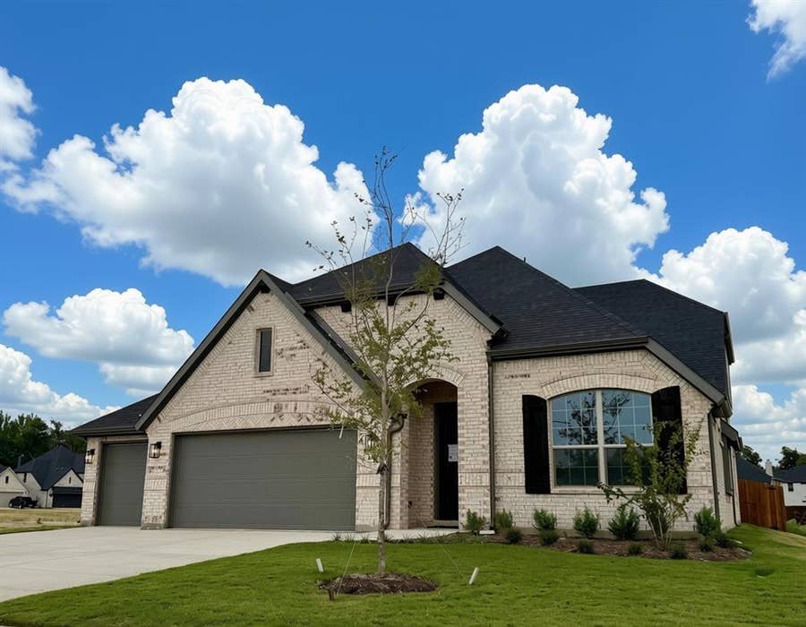 Property photo for 345 Penley Place, Greenville, TX
