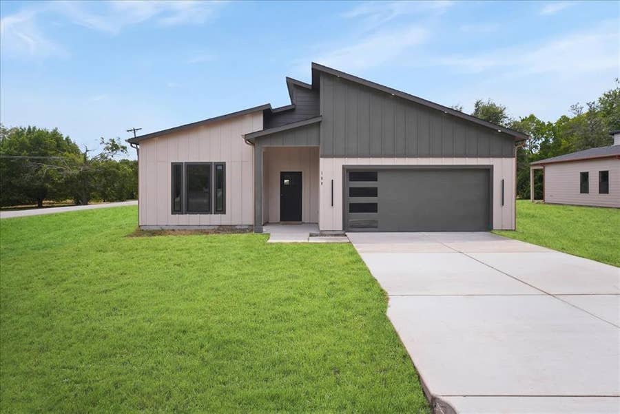 Property photo for 108 W Dogwood Trail, Fate, TX