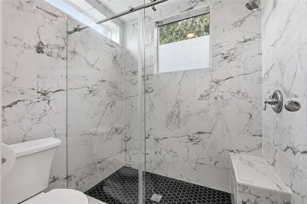 4214 Swiss Avenue, #A, Dallas, TX 75204 4214 Swiss Avenue, #A, Dallas, TX 75204