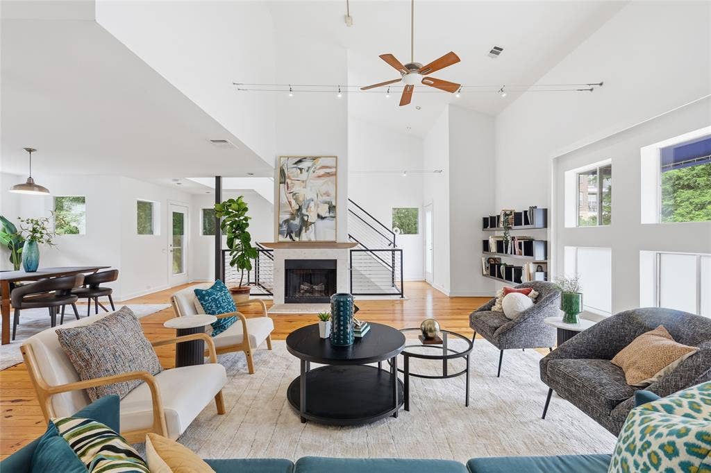 4214 Swiss Avenue, #A, Dallas, TX 75204 4214 Swiss Avenue, #A, Dallas, TX 75204