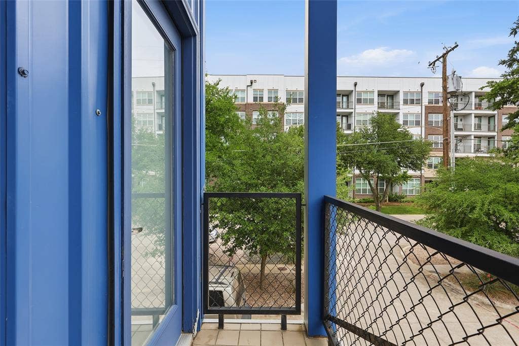 4214 Swiss Avenue, #A, Dallas, TX 75204 4214 Swiss Avenue, #A, Dallas, TX 75204