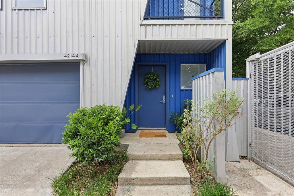 4214 Swiss Avenue, #A, Dallas, TX 75204 4214 Swiss Avenue, #A, Dallas, TX 75204