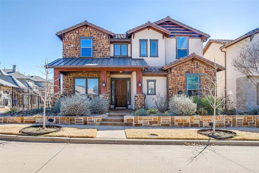 Property photo for 8201 Choctaw Lane, McKinney, TX