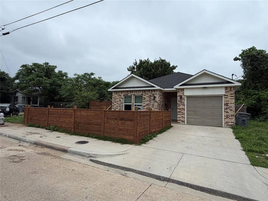 Property photo for 2720 Morning Avenue, Dallas, TX