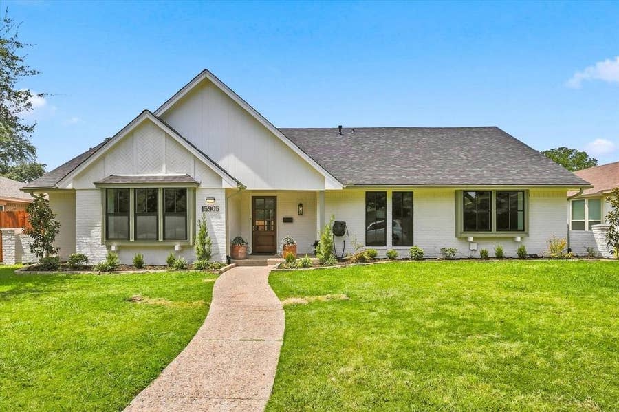 Property photo for 15905 Longvista Drive, Dallas, TX
