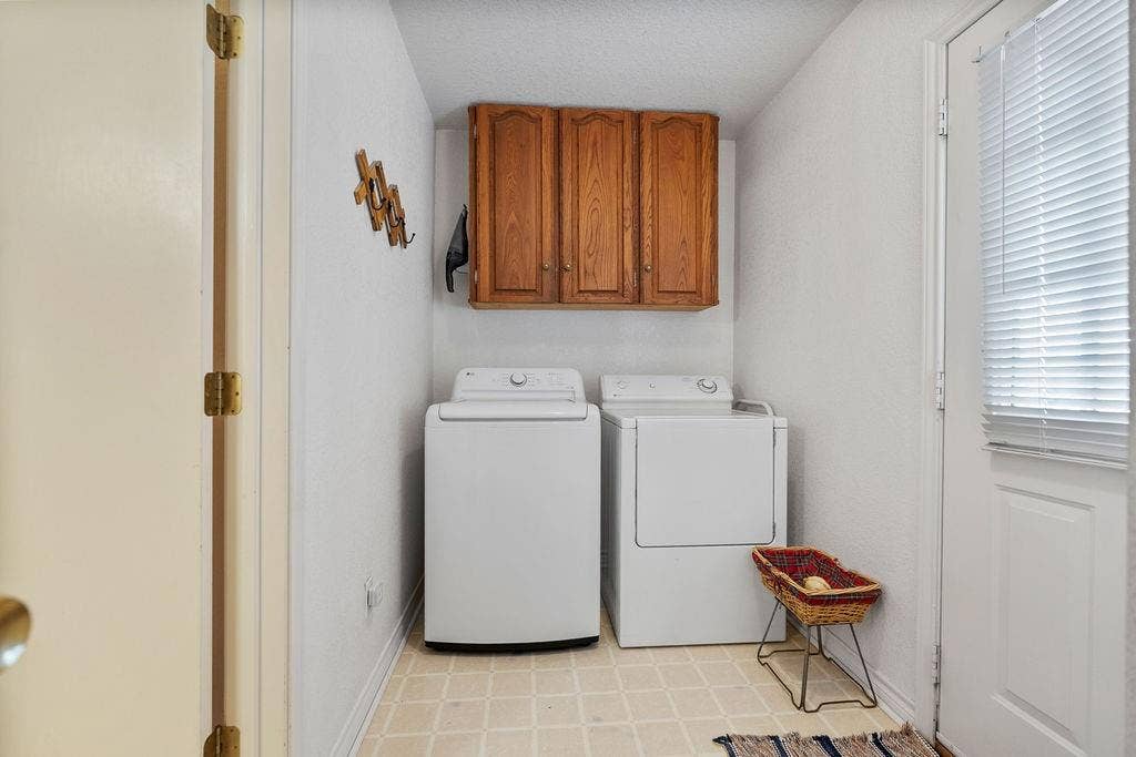 1510 Stanford Court, Denton, TX 76210 1510 Stanford Court, Denton, TX 76210