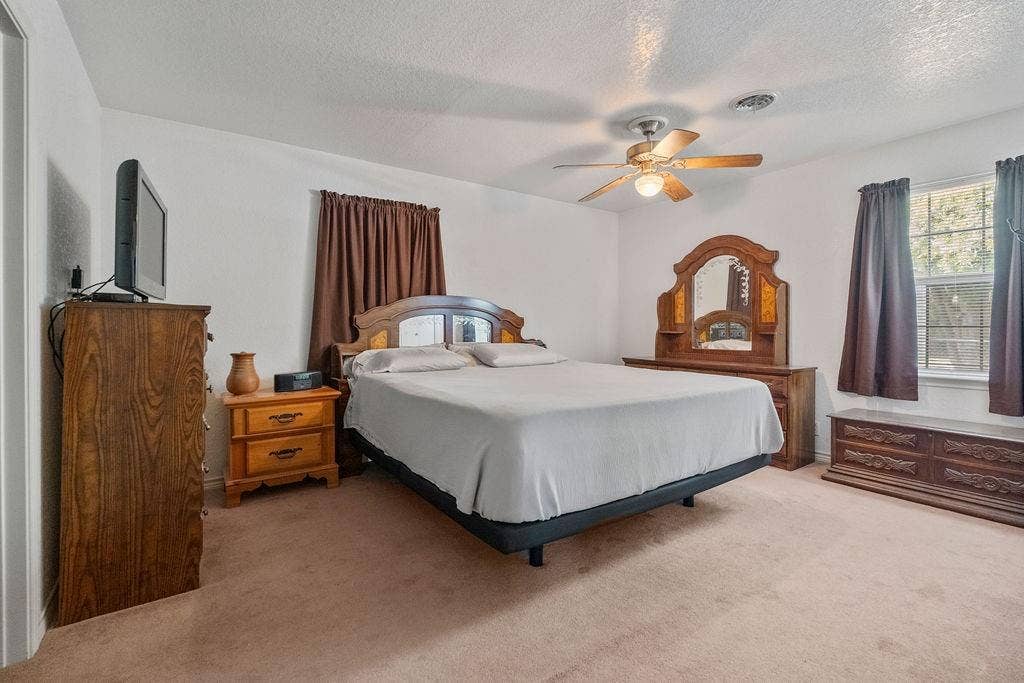 1510 Stanford Court, Denton, TX 76210 1510 Stanford Court, Denton, TX 76210