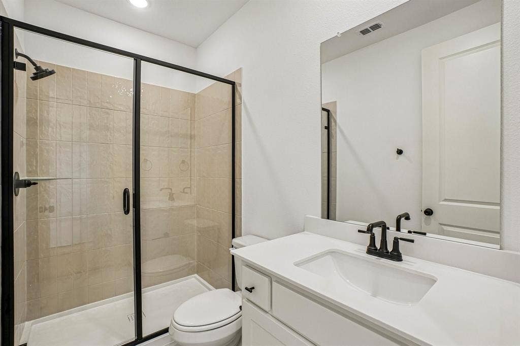 1516 Rose Mallow Road, Celina, TX 75009 Guests will feel right at home in any of the beautifully finished guest baths.