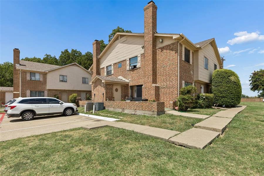Property photo for 4013 N Garland Avenue, #1, Garland, TX